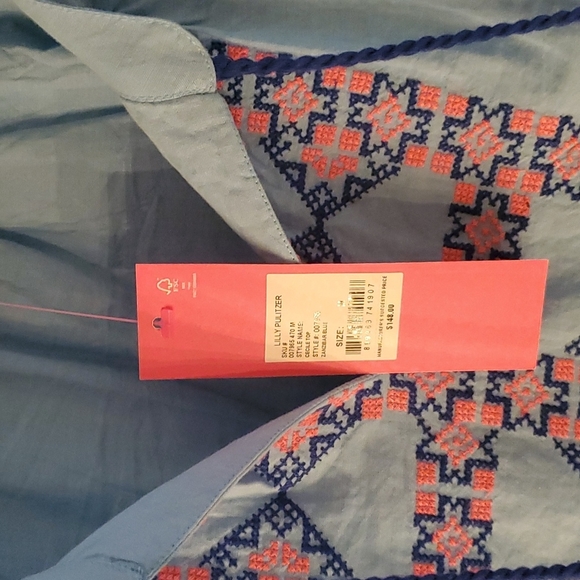Lilly Pulitzer Cecile Zanzibar Blue Embroidered Long Sleeve Tunic Top Medium NWT - Picture 6 of 8